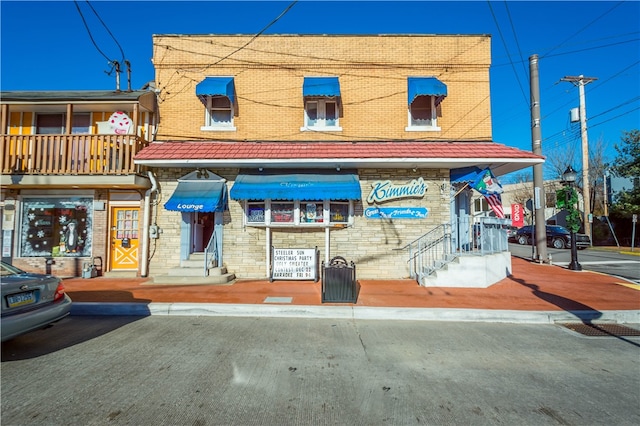 view of building exterior