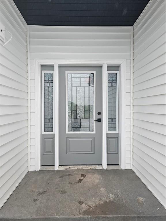 802 S 10th St, Youngwood, PA 15697