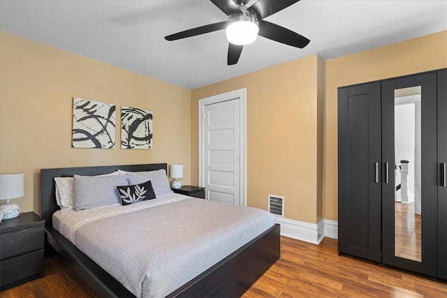 3943 Perrysville Ave, Observatory Hill, PA 15214 - bedroom with ceiling fan, visible vents, baseboards, and wood finished floors