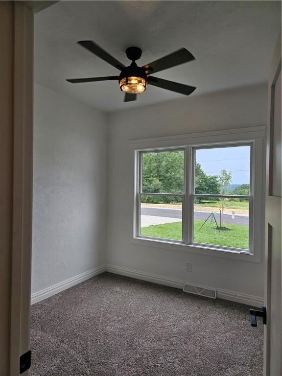 814 S 10th St, New Stanton, PA 15697 - photo 10