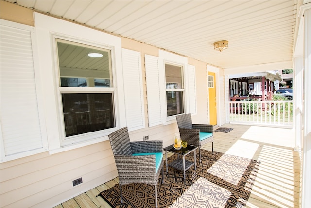 view of patio / terrace featuring covered porch