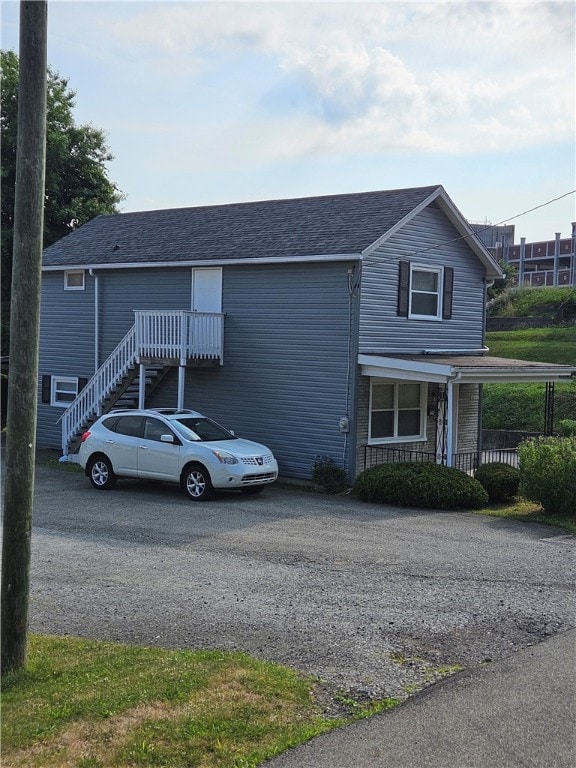 view of front of house