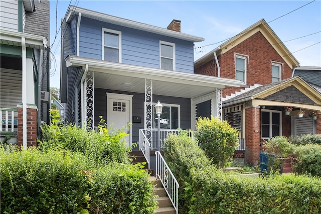 view of front of property with covered porch