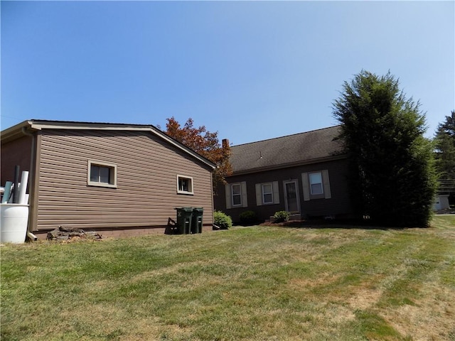 1216-1218 Clark St, White Oak, PA 15131 - back of property with a lawn