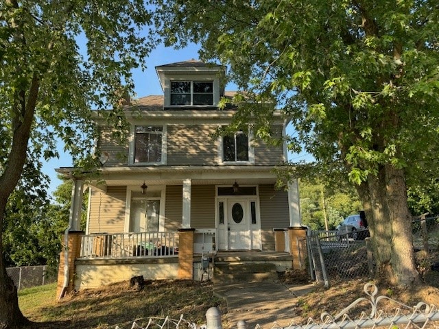 view of front of house featuring covered porch