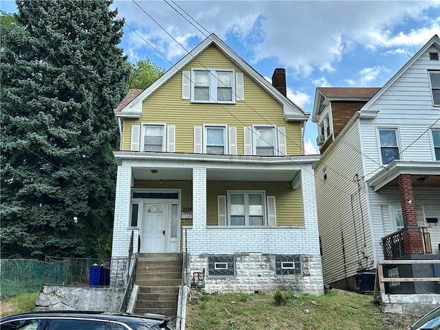 view of front of house with covered porch