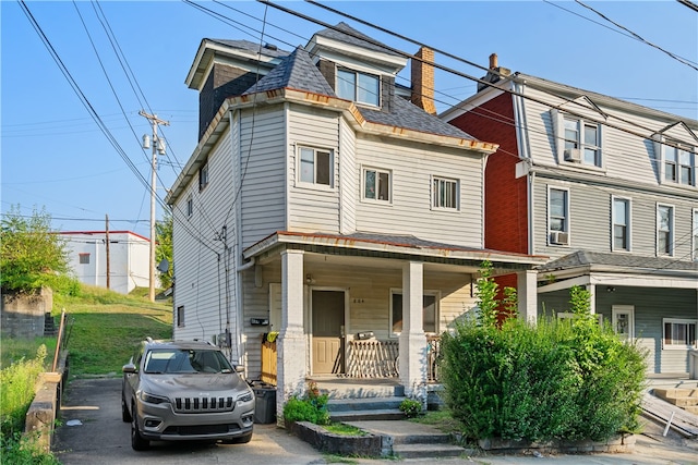 view of front of property with covered porch