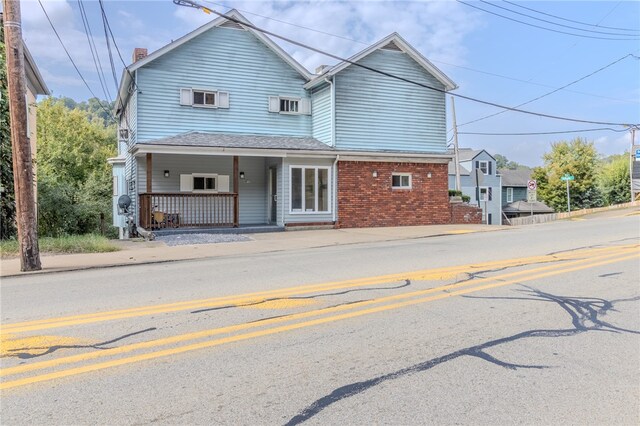 view of front of house with a porch