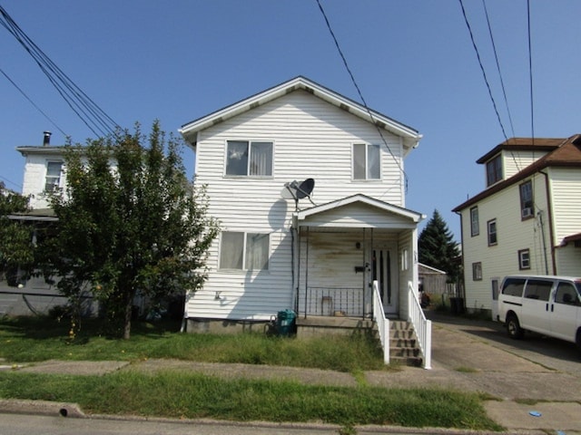 view of front facade