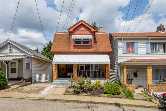 view of front of property with covered porch