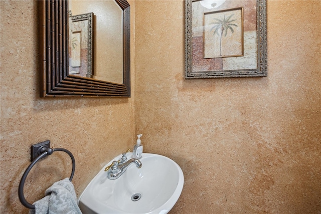 bathroom with sink