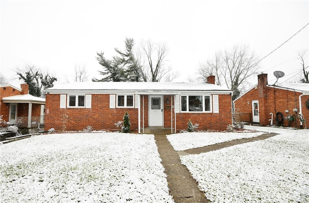 view of front of home