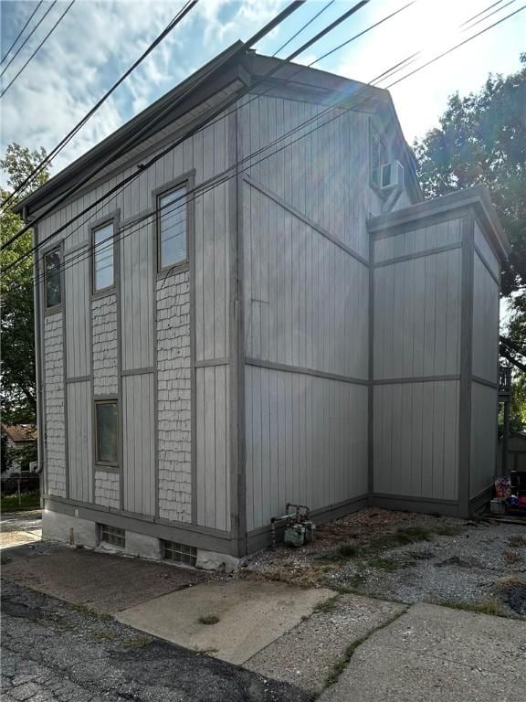 view of side of home