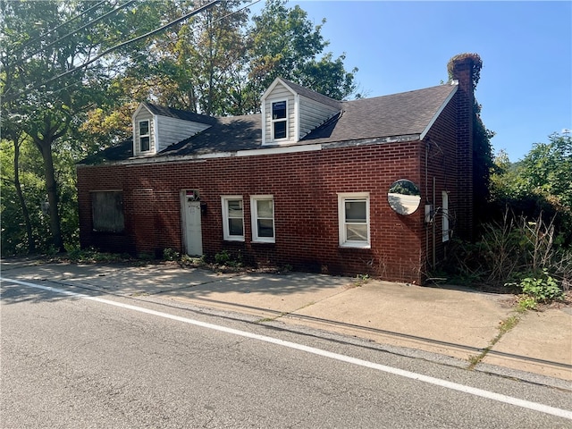 view of front of house