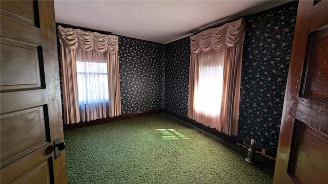 empty room with carpet