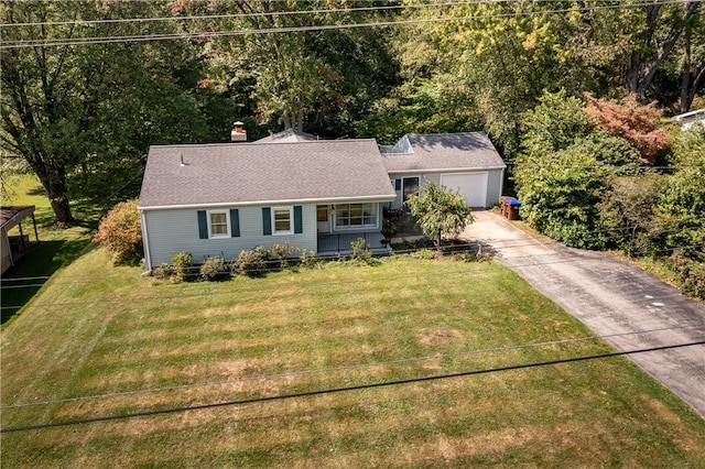 ranch-style home with a front yard