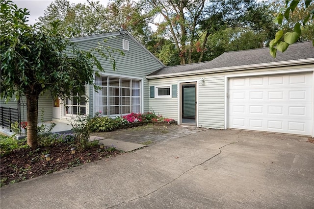 314 Lunn Blvd, Farrell, PA 16121 - exterior space featuring concrete driveway