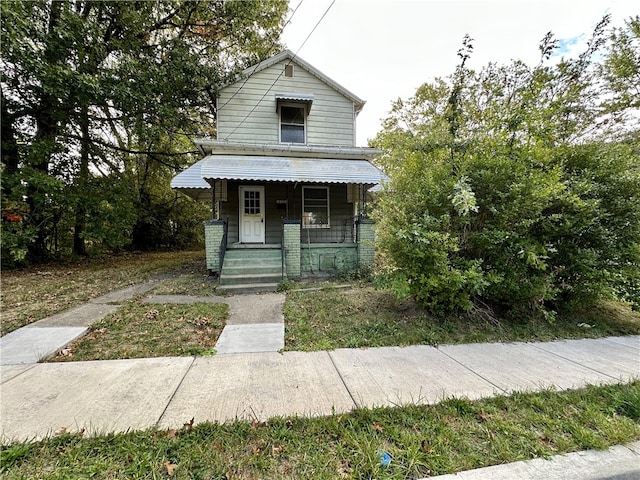 view of front facade featuring covered porch