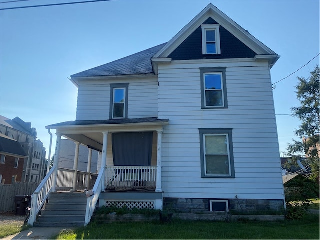 view of front facade featuring covered porch