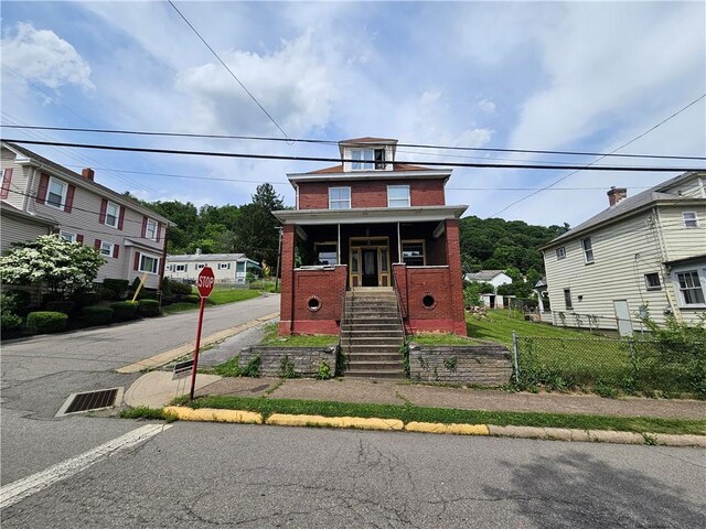 view of front of house featuring a porch