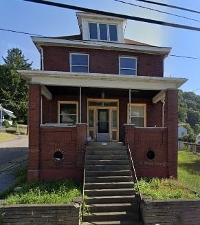 view of front of property with a porch