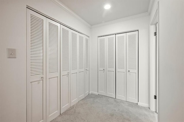 1500 Cochran Rd Unit 712, Scott Twp Sal, PA 15243 - hallway featuring crown molding, recessed lighting, and light carpet