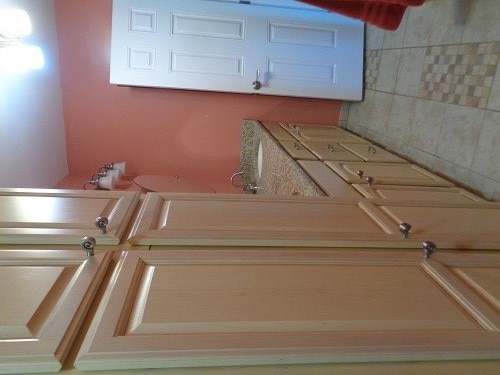 kitchen featuring tasteful backsplash