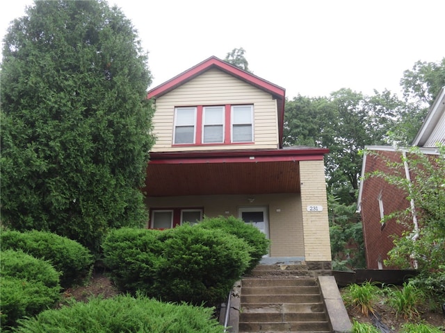 view of front facade