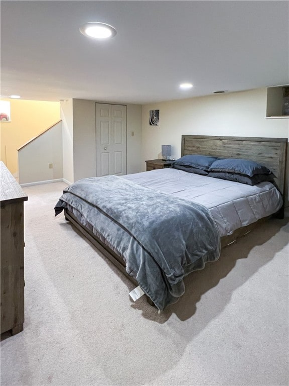 bedroom featuring carpet flooring