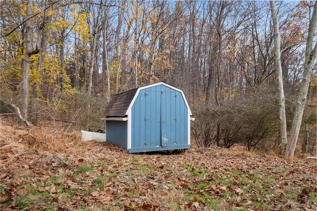 view of outbuilding