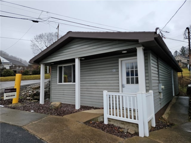 101 Main, St, PA 16050 - view of side of home