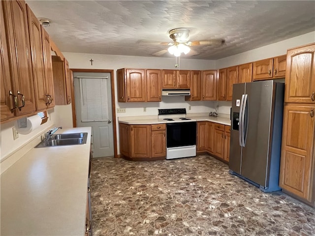 kitchen with sink, a textured ceiling, white electric stove, ceiling fan, and stainless steel fridge with ice dispenser