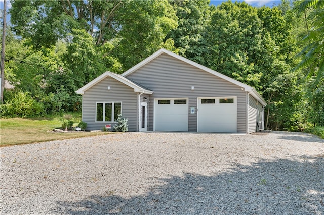 view of front facade featuring a garage