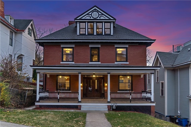 view of front of home with covered porch