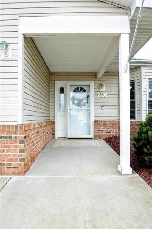 view of property entrance