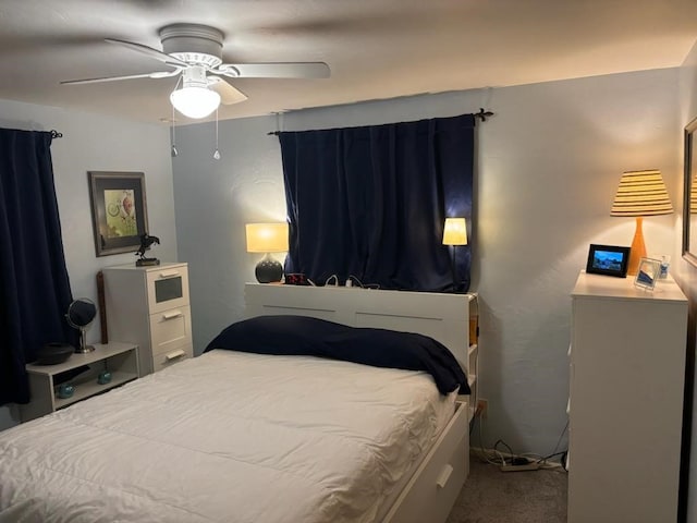 bedroom with carpet flooring and ceiling fan