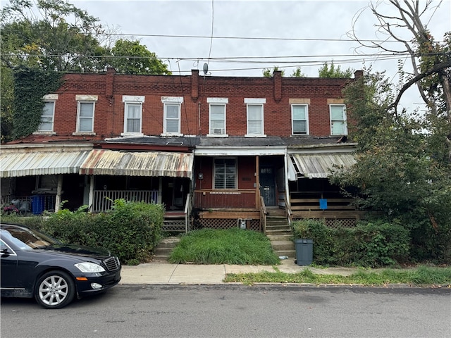 view of townhome / multi-family property