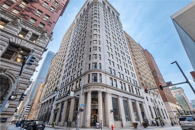 306 4th Ave Unit 501, Downtown Pgh, PA 15222 - view of building exterior