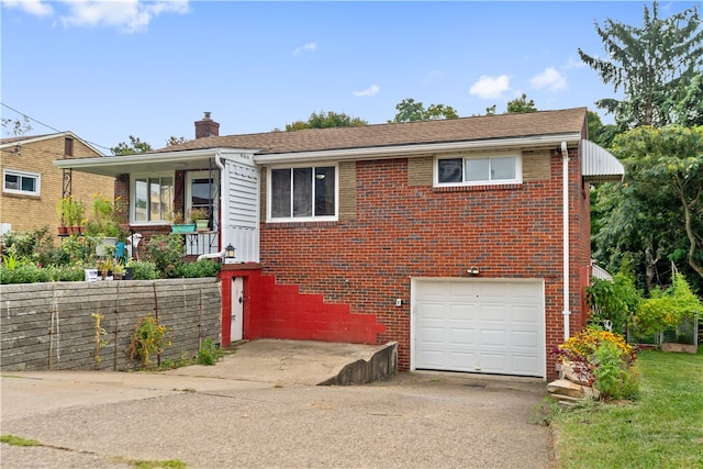 view of front of house featuring a garage