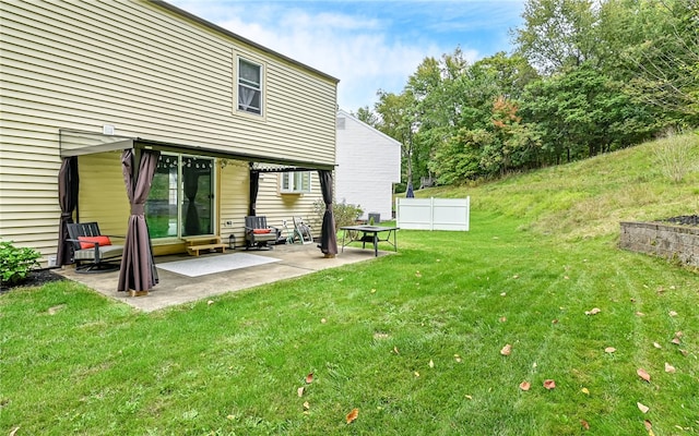 view of yard with a patio area