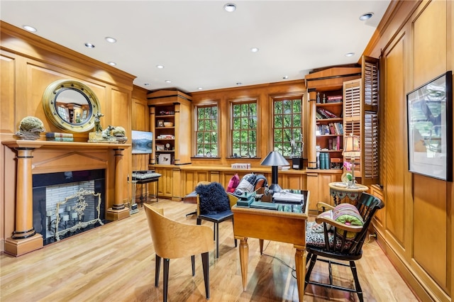 living area featuring light hardwood / wood-style flooring