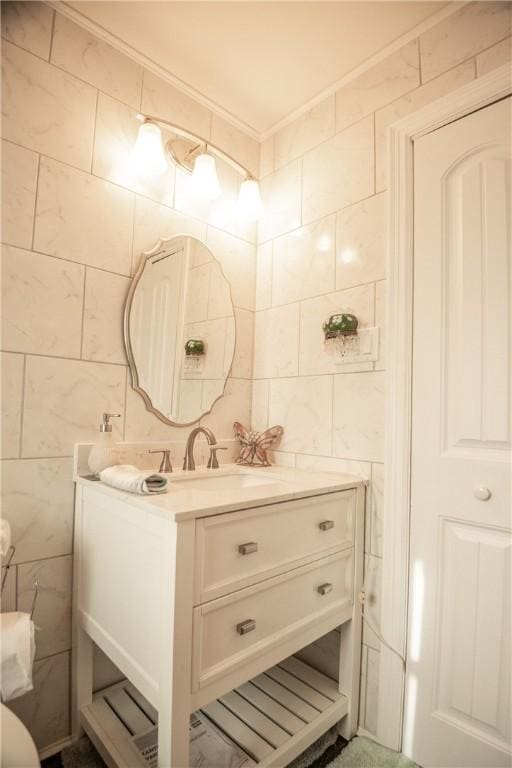 1820 N Hermitage Rd, Hermitage, PA 16148 - bathroom featuring tile walls, crown molding, and vanity