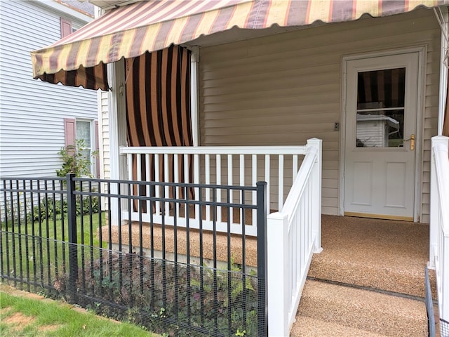 view of property entrance