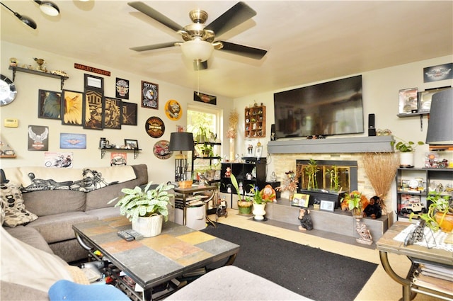 living room featuring ceiling fan