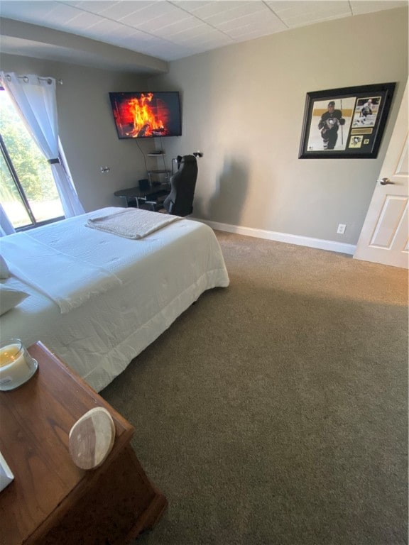 bedroom featuring carpet flooring