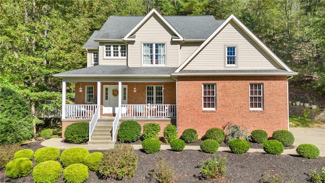 view of front facade with covered porch