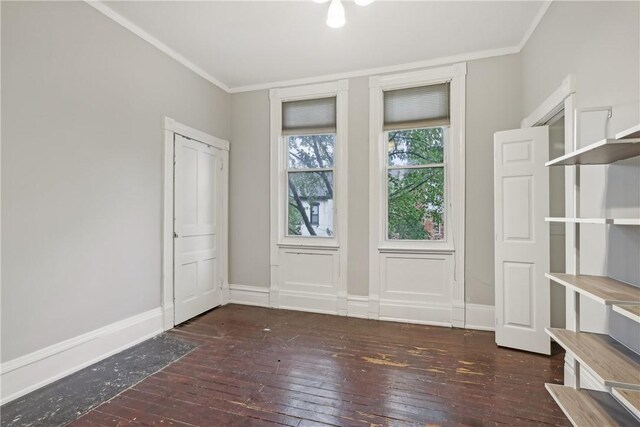 5972 Alder St, Shadyside, PA 15232 - unfurnished room with hardwood / wood-style flooring, crown molding, and baseboards