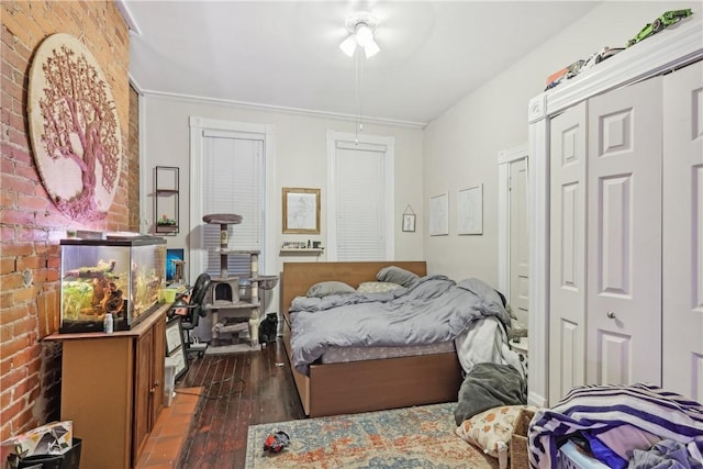 5972 Alder St, Shadyside, PA 15232 - bedroom featuring wood finished floors and a closet