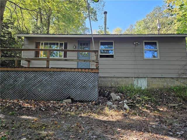 131 Overlook Dr Unit B, Slippery Rock Twp But, PA 16057 - back of house featuring a deck