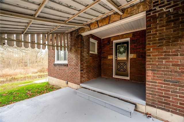 view of property entrance